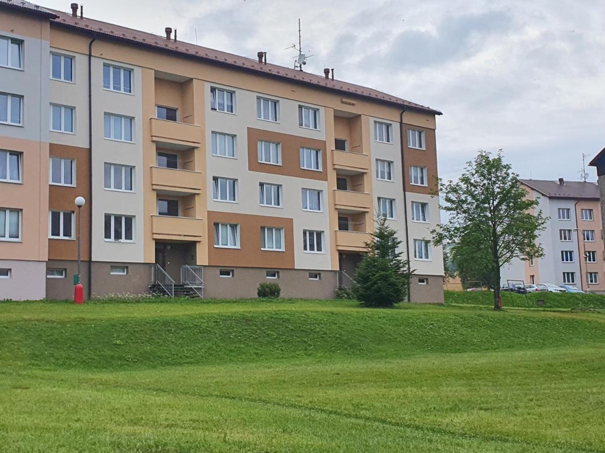 Family Apartman Коваржска Экстерьер фото